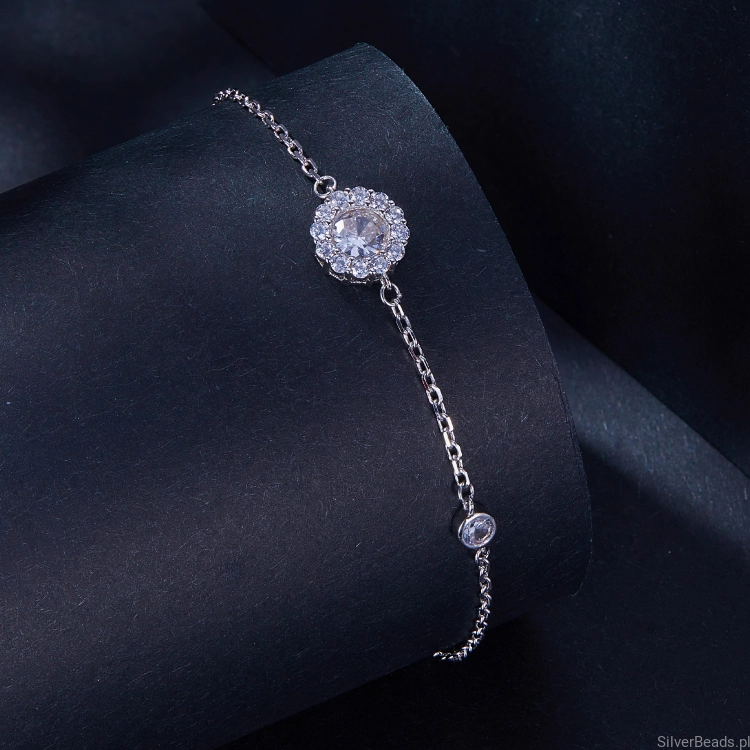 elegancka-bransoletka-moissanit-0-5-ct.jpg