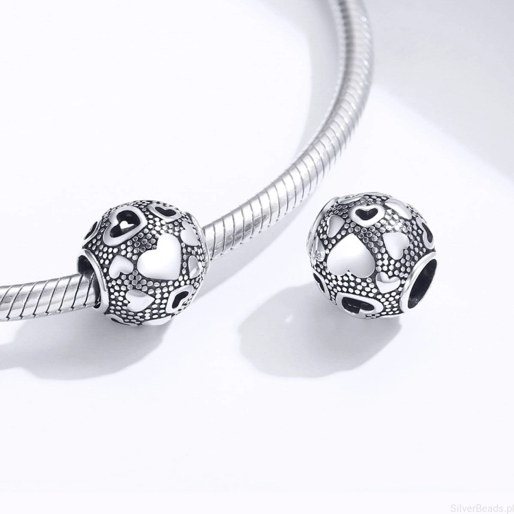 G147 charms srebro.jpg