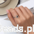 Srebrny pierścionek z czarnym sercem.png